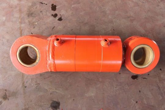 點(diǎn)擊查看詳細(xì)信息<br>標(biāo)題：150后支撐油缸 閱讀次數(shù)：2990