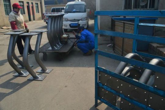 點擊查看詳細信息<br>標題：汽車配件 閱讀次數(shù)：2525