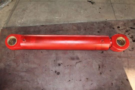 點擊查看詳細(xì)信息<br>標(biāo)題：200截割頭回轉(zhuǎn)油缸 閱讀次數(shù)：2738